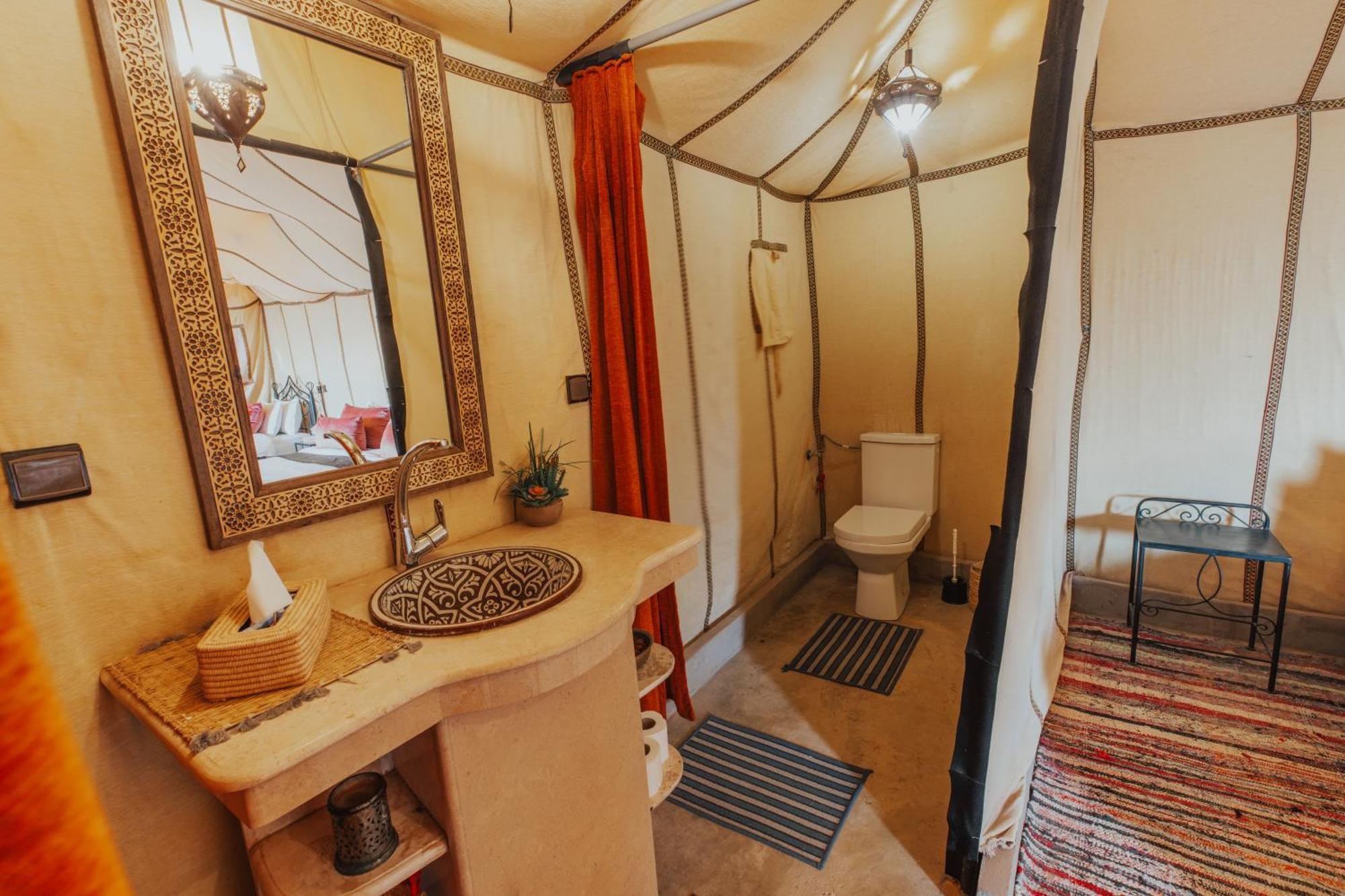 Merzouga Royal Camp Экстерьер фото