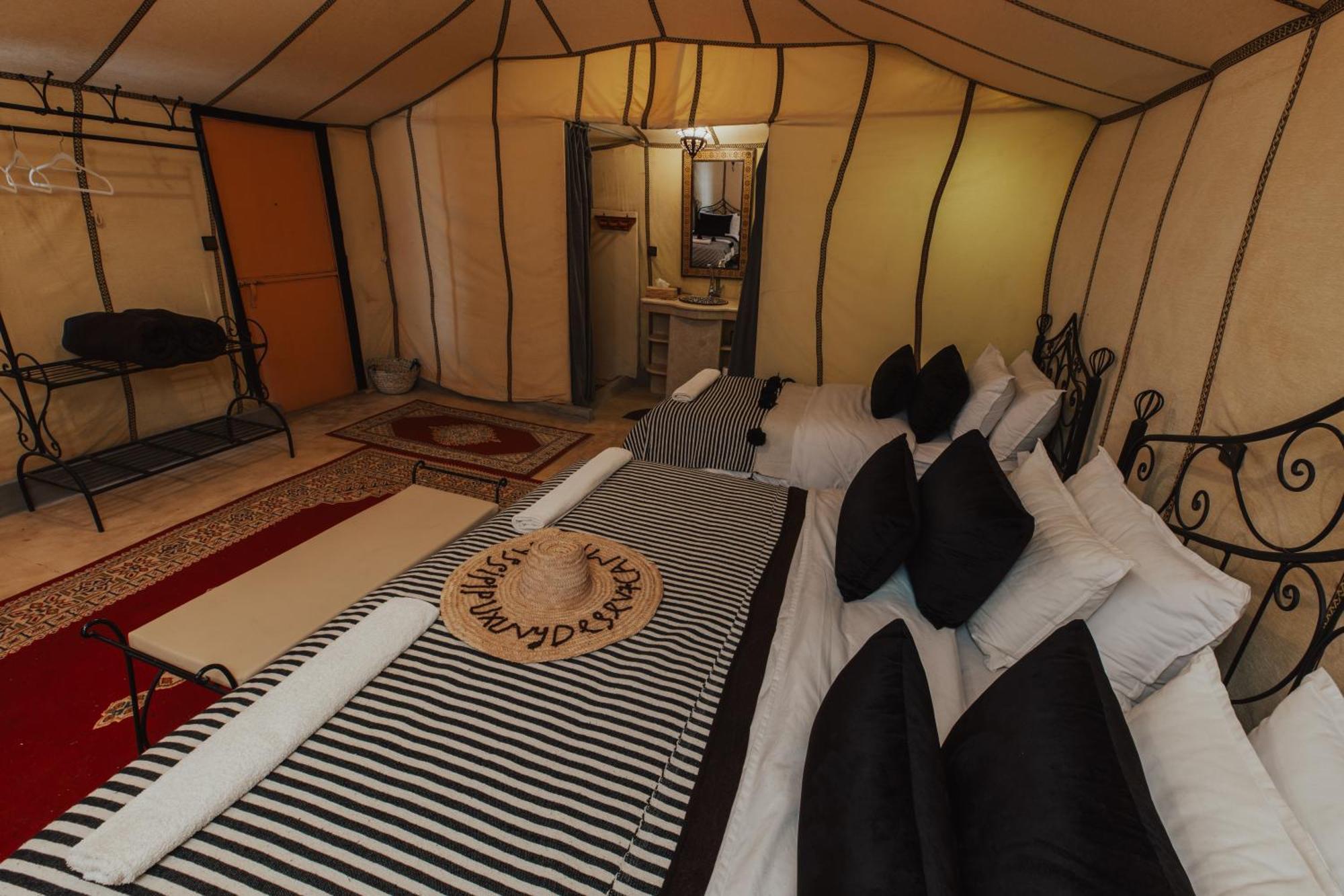 Merzouga Royal Camp Экстерьер фото