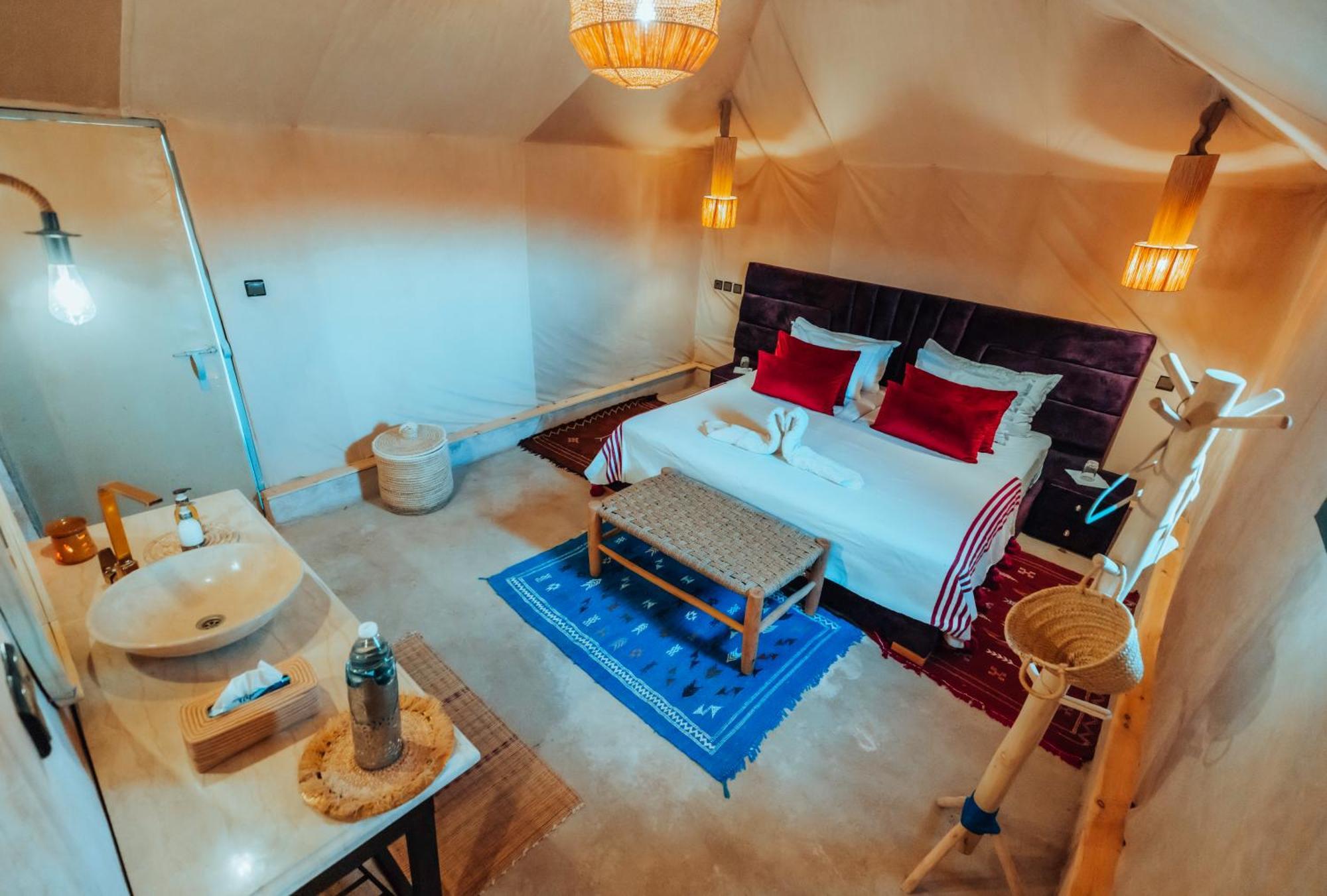 Merzouga Royal Camp Экстерьер фото