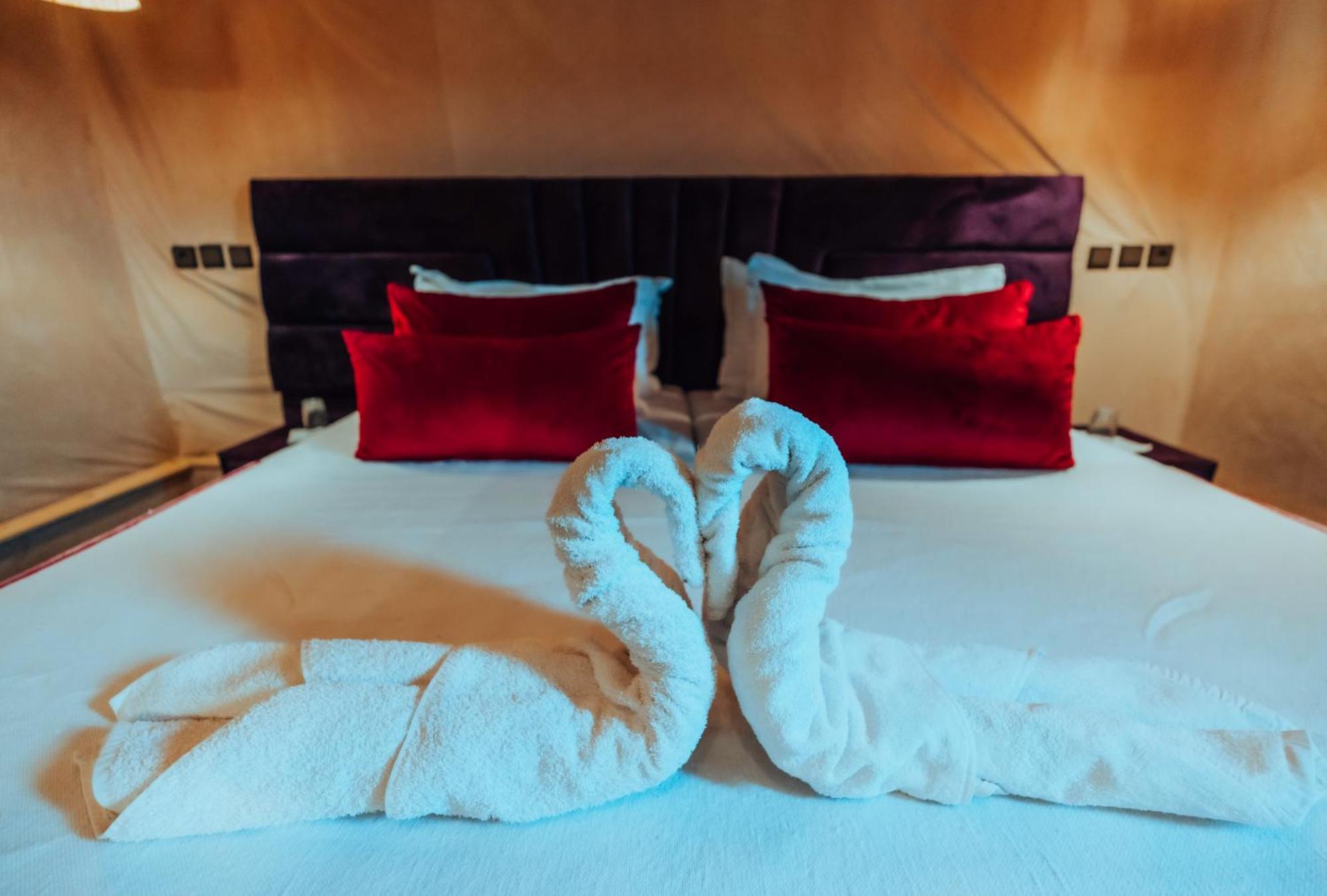 Merzouga Royal Camp Экстерьер фото